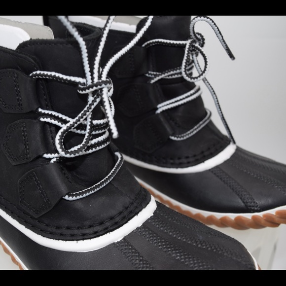 Sorel, ankle boots, waterproof, size 8 - Picture 2 of 7